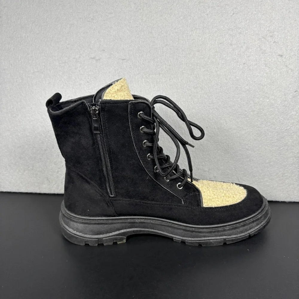 Yoki Womens Size 10 Black Faux Shearling Combat Boots Lug Sole Ankle Winter Shoe
